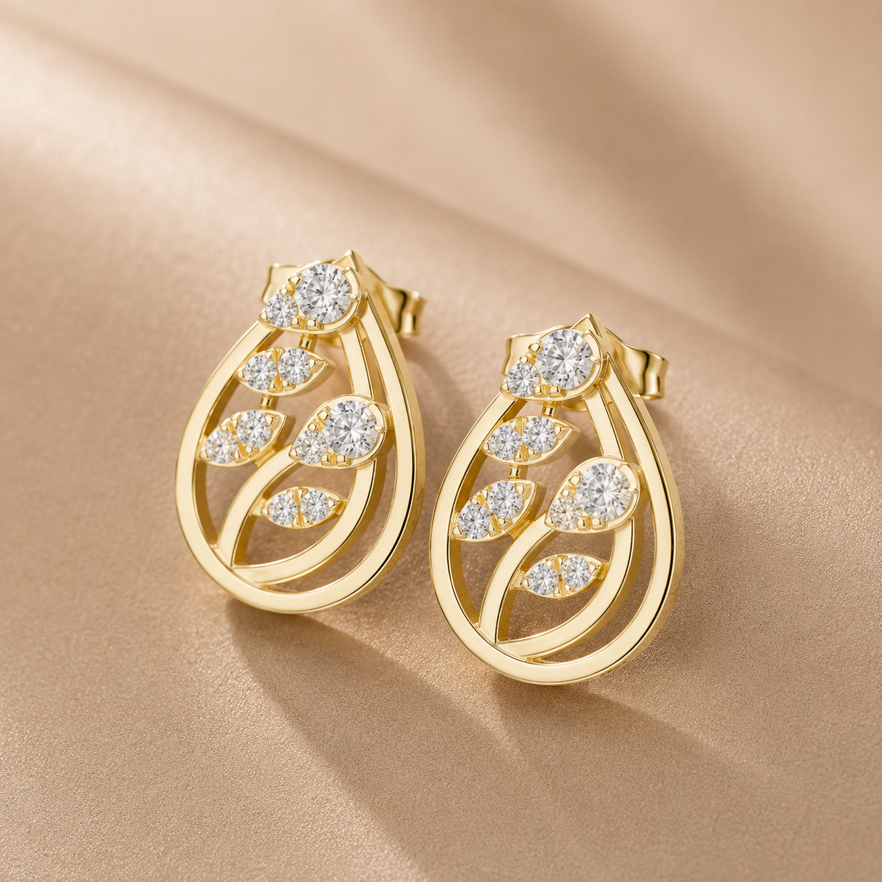 Leaforia Diamond Earrings