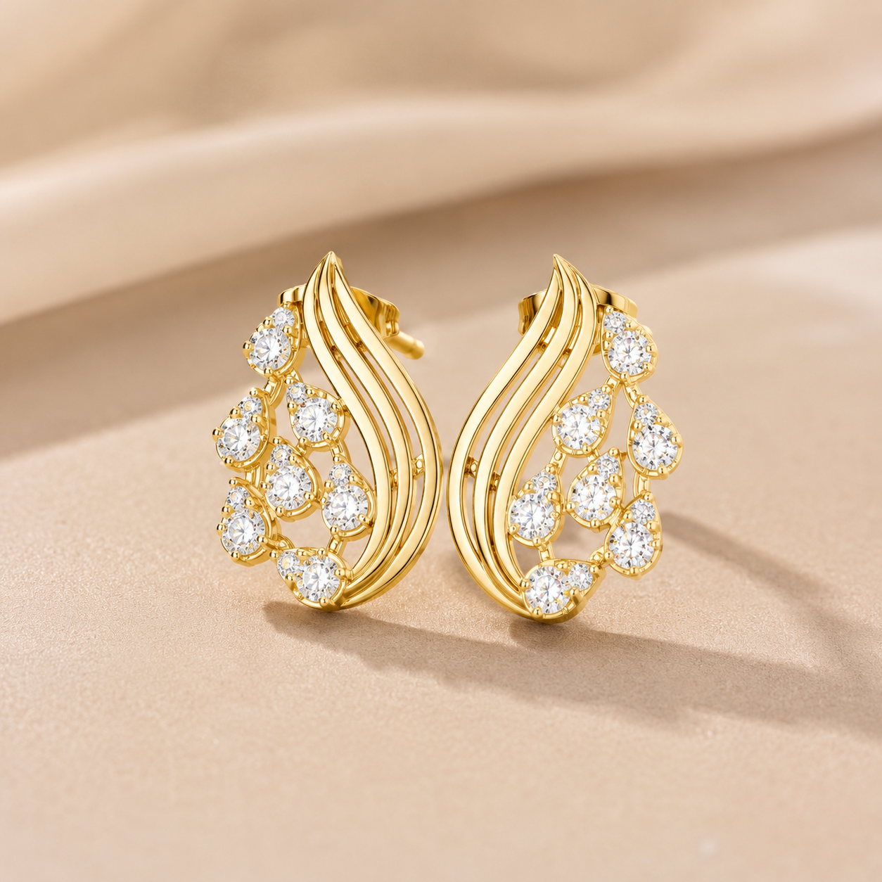 Aqualeaf Flow Diamond Earrings