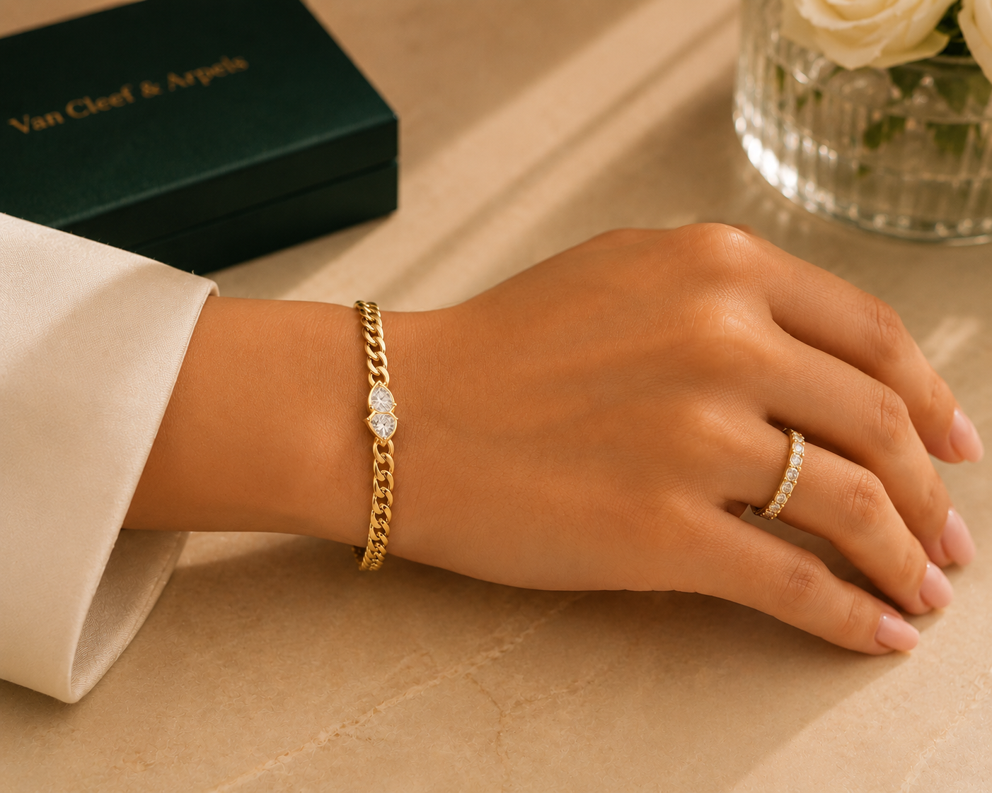 Pearlisse Chain Bracelet